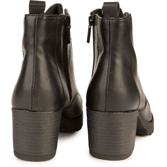 Women's Nevitt-S Lace-Up Boot Black