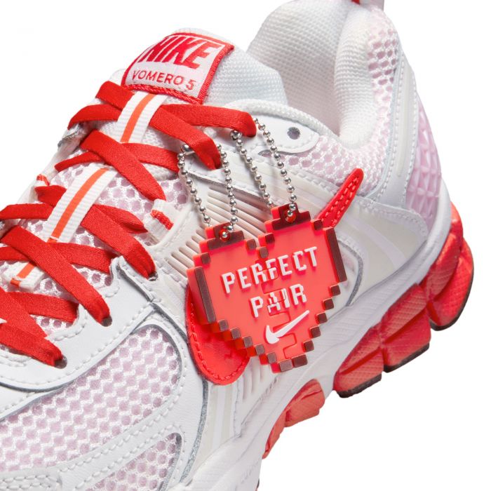 Grade School Vomero 5 Summit White/Lt Crimson-Pink Foam