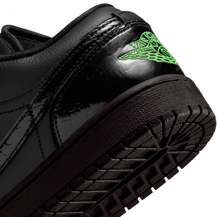 JORDAN Air 1 Low SE IQ9701 010 - Shiekh