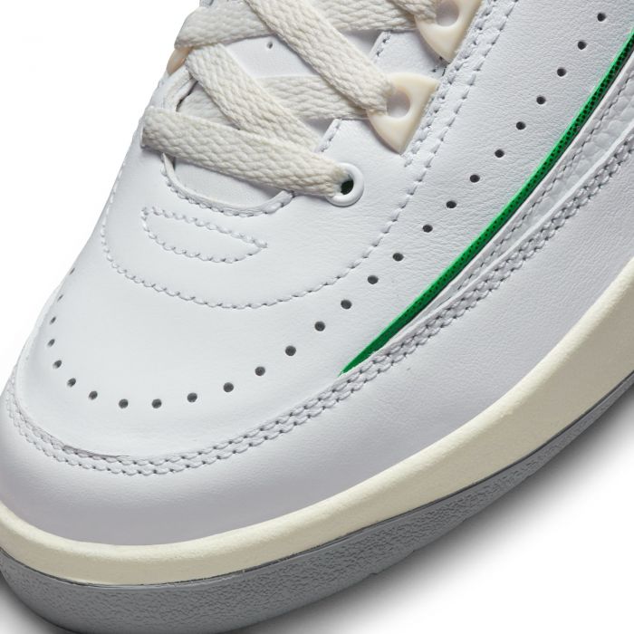 Grade School Air Jordan 2 Retro
