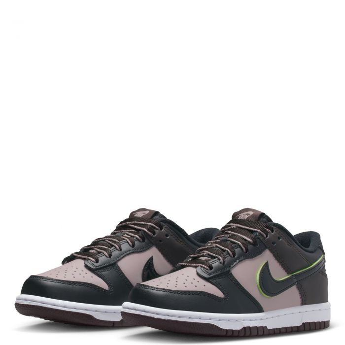 Grade-School Dunk Low SE Particle Rose/Black-Velvet Brown-White