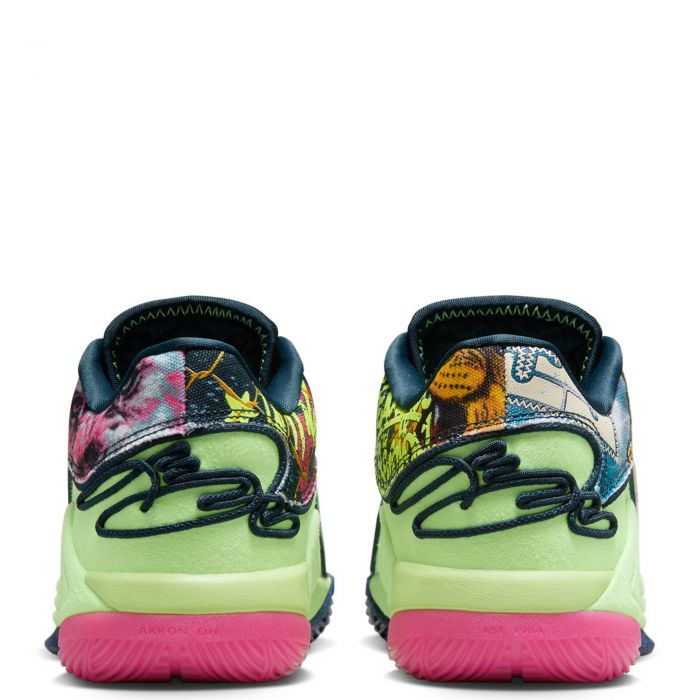 Grade-School LeBron XXII Blustery/Fireberry-Ghost Green