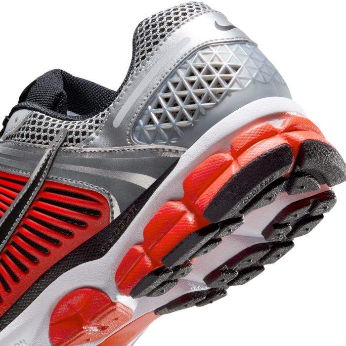 Zoom Vomero 5 Metallic Silver/ Black-FLT Silver