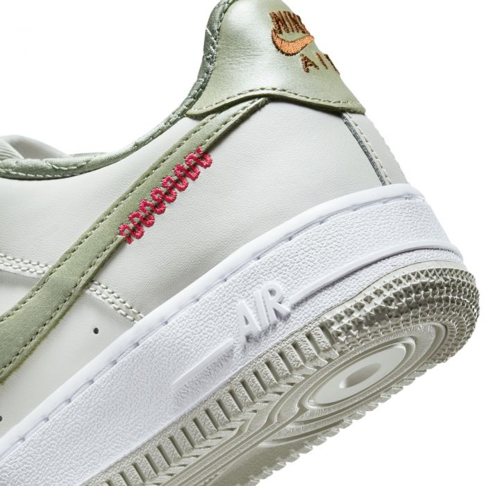Grade-School Air Force 1 LV8 Sail/Olive Aura-White-Light Bone