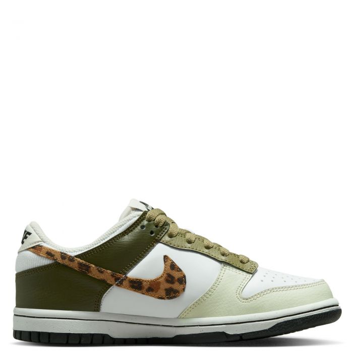 dunk low white black gs