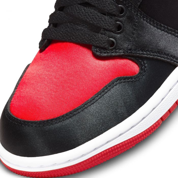 Air Jordan 1 Retro High OG Black/University Red-White