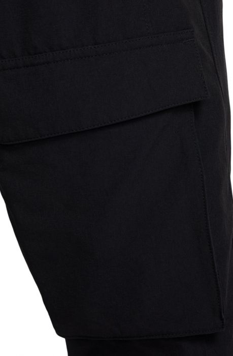 nike max woven cargo