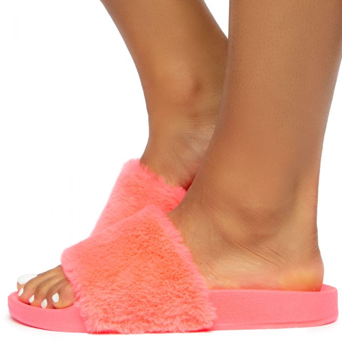 FLATTER-15 FUR BAND SLIDES NEON PINK