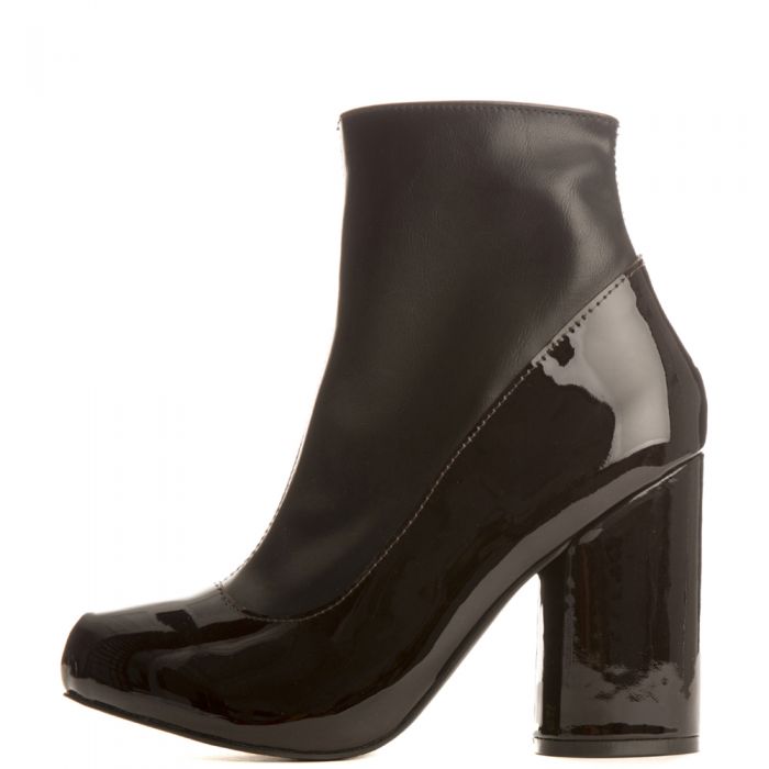 size 2 black heels