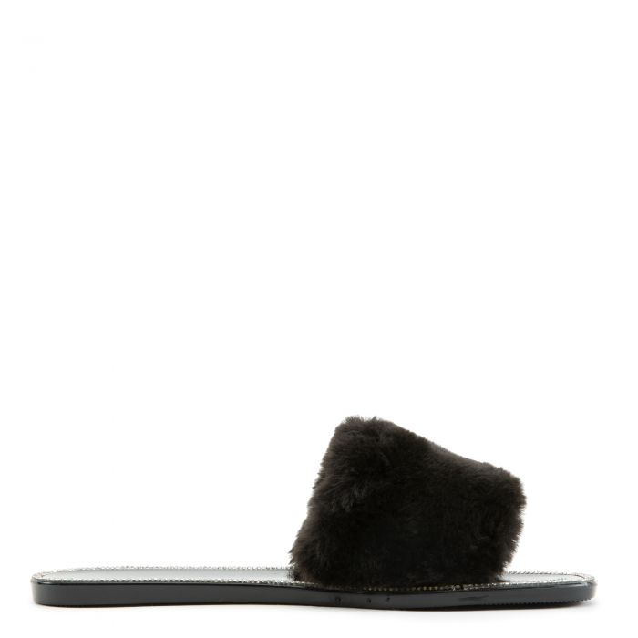 Jacelyn-18 Flat Fur Sandals Black Fur