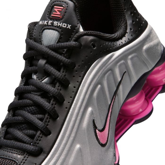 Grade-School Shox R4 Black/Metallic Silver-Pinksicle