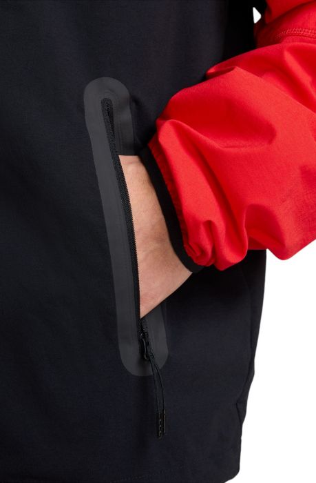  Tech Woven Jacket BLACK/LT CRIMSON/BLACK