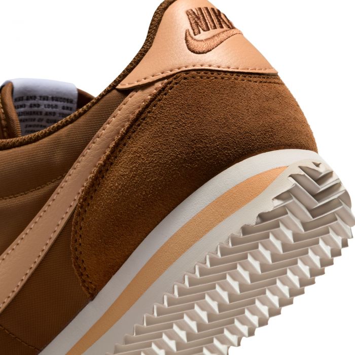  Women's Cortez Textile Lt British Tan/Orange Chalk-Sail