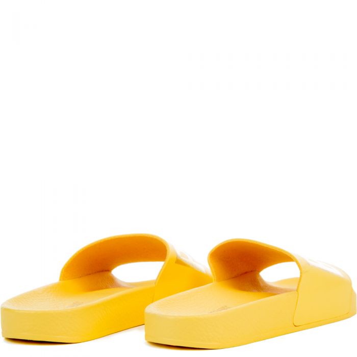 Beach Please Slides in Yellow Yellow/Gold