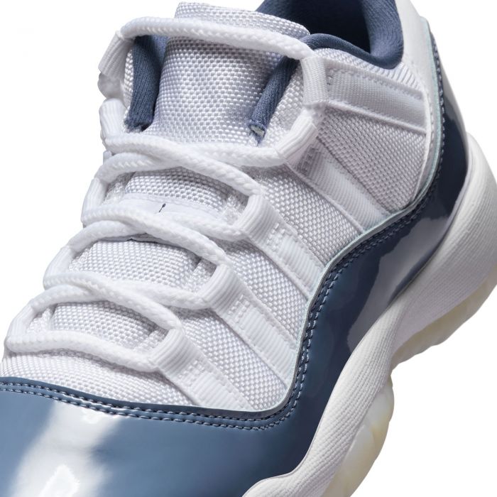 Grade School Air Jordan 11 Retro Low White/Midnight Navy-Diffused Blue