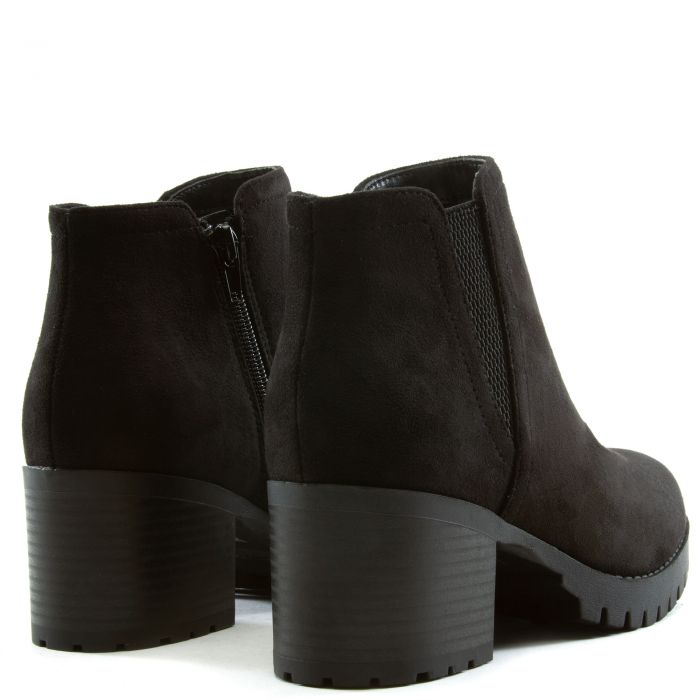 Thumb-S Suede Low Heel Bootie Black