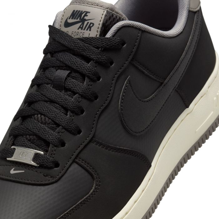nike air force 1 lv8 patent leather