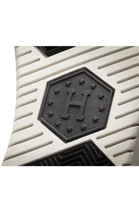 The Hufnagel 2 Sneaker in Black & Bone White Black & White