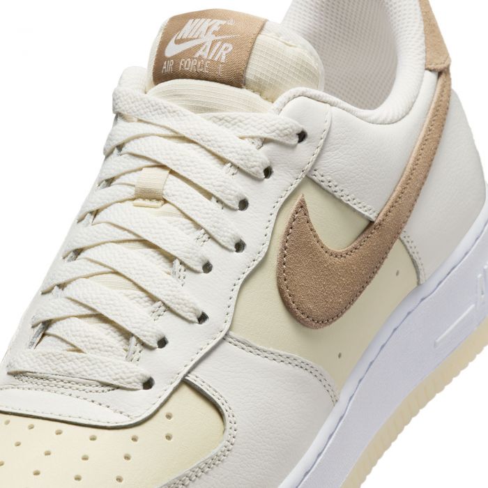 Air Force 1 '07 LV8 Sail/Khaki-Coconut Milk-White