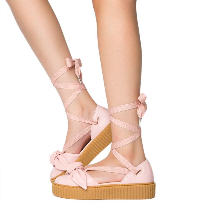 bow creeper sandals