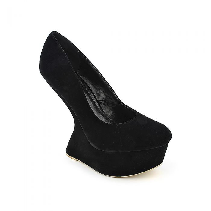 black wedge heels