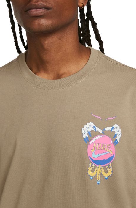 mens khaki nike t shirt