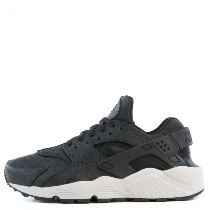 nike huarache womens black white