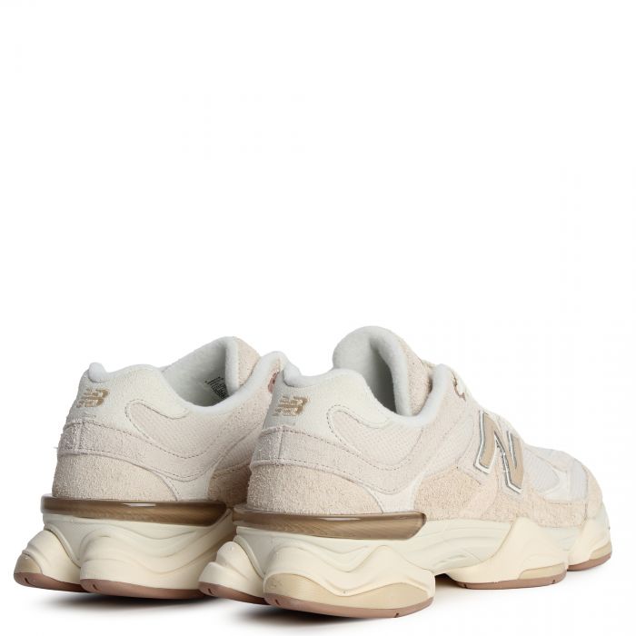 9060 Bisque with Sea Salt