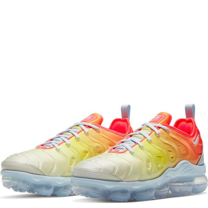 blue yellow and white vapormax