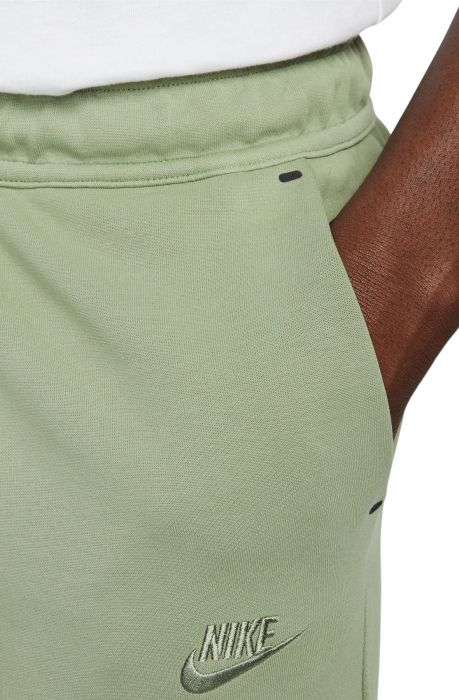 Nike Tech Fleece Shorts Oil Green/Oil Green
