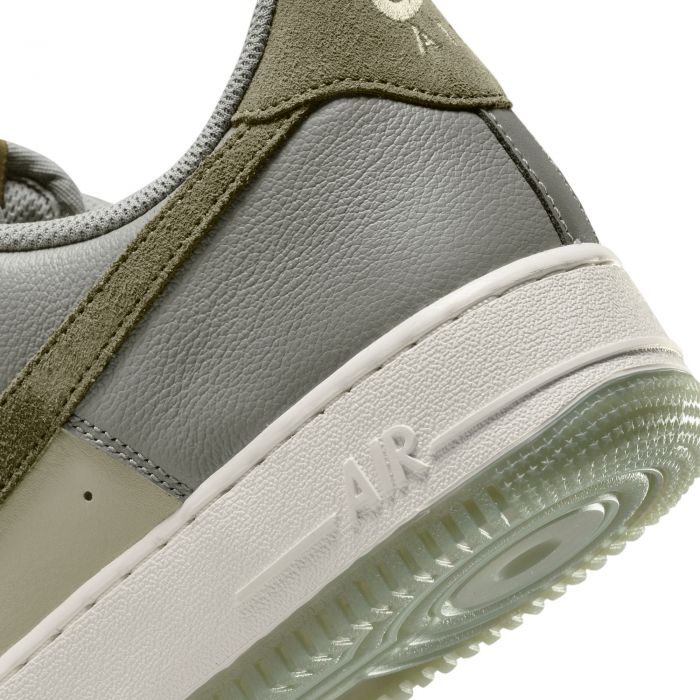 Air Force 1 '07 LV8 Dark Stucco/Medium Olive-Neutral Olive