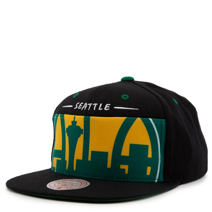 MITCHELL AND NESS Seattle Supersonics Big Face Cropped Snapback