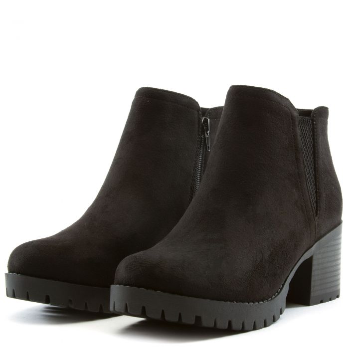 Thumb-S Suede Low Heel Bootie Black