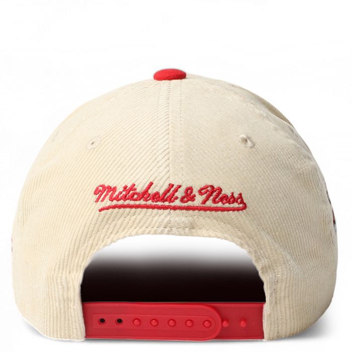 NBA Chicago Bulls Pro Crown Snapback  Cream