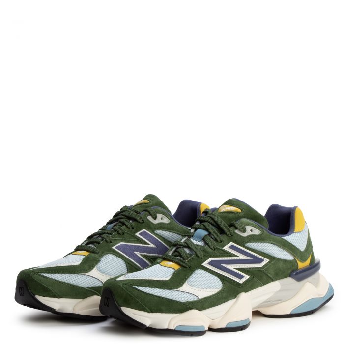 9060 Dark Alpine Green/Frosted Glass