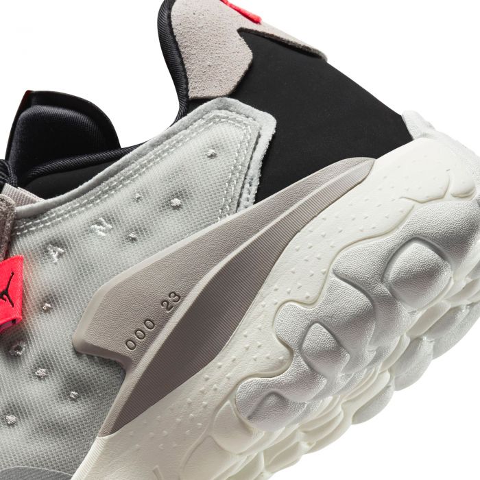 Delta 2 Grey Fog/Black-Sail-College Grey