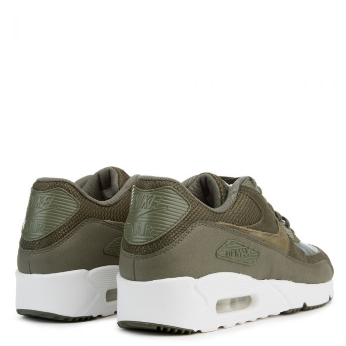 air max 90 with cargo pants