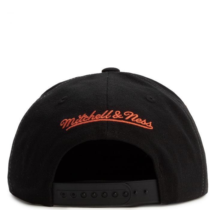 NHL Anaheim Ducks Varsity Bust Original Fit Snapback   Black