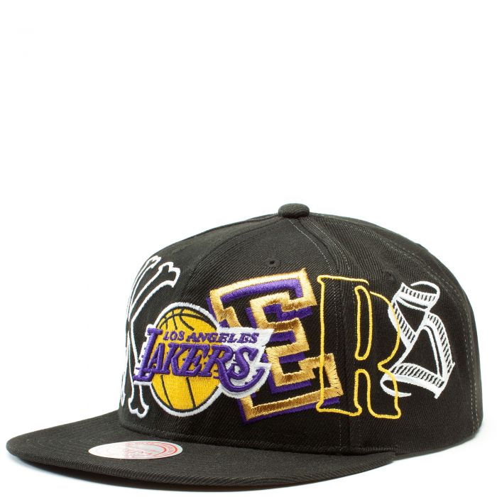 BRAND NEW Lakers Gold Tip Snapback Mitchell N Ness White Black DS Hat 