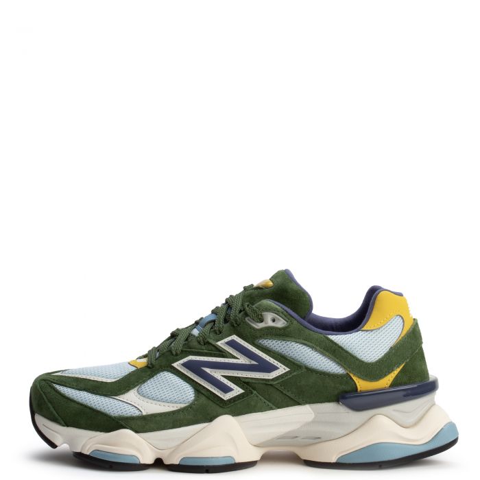 9060 Dark Alpine Green/Frosted Glass