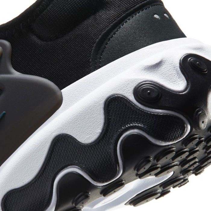 React Presto Black/Off Noir-White