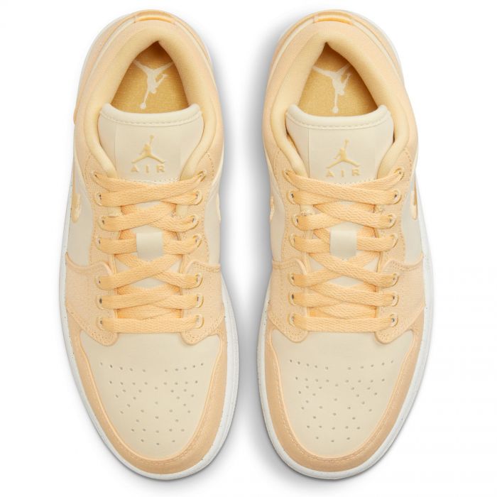 Air Jordan 1 Low SE Celestial Gold/Muslin-Sail