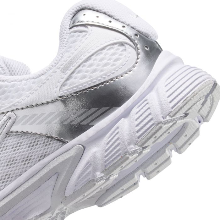 Grade-School V5 RNR White/Metallic Silver-Pure Platinum