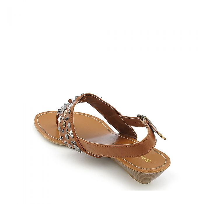 Dalinda-01 Chestnut Chestnut