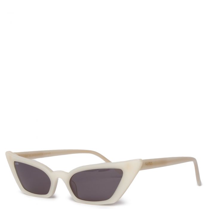 The Flirt - A20  White / Smoke