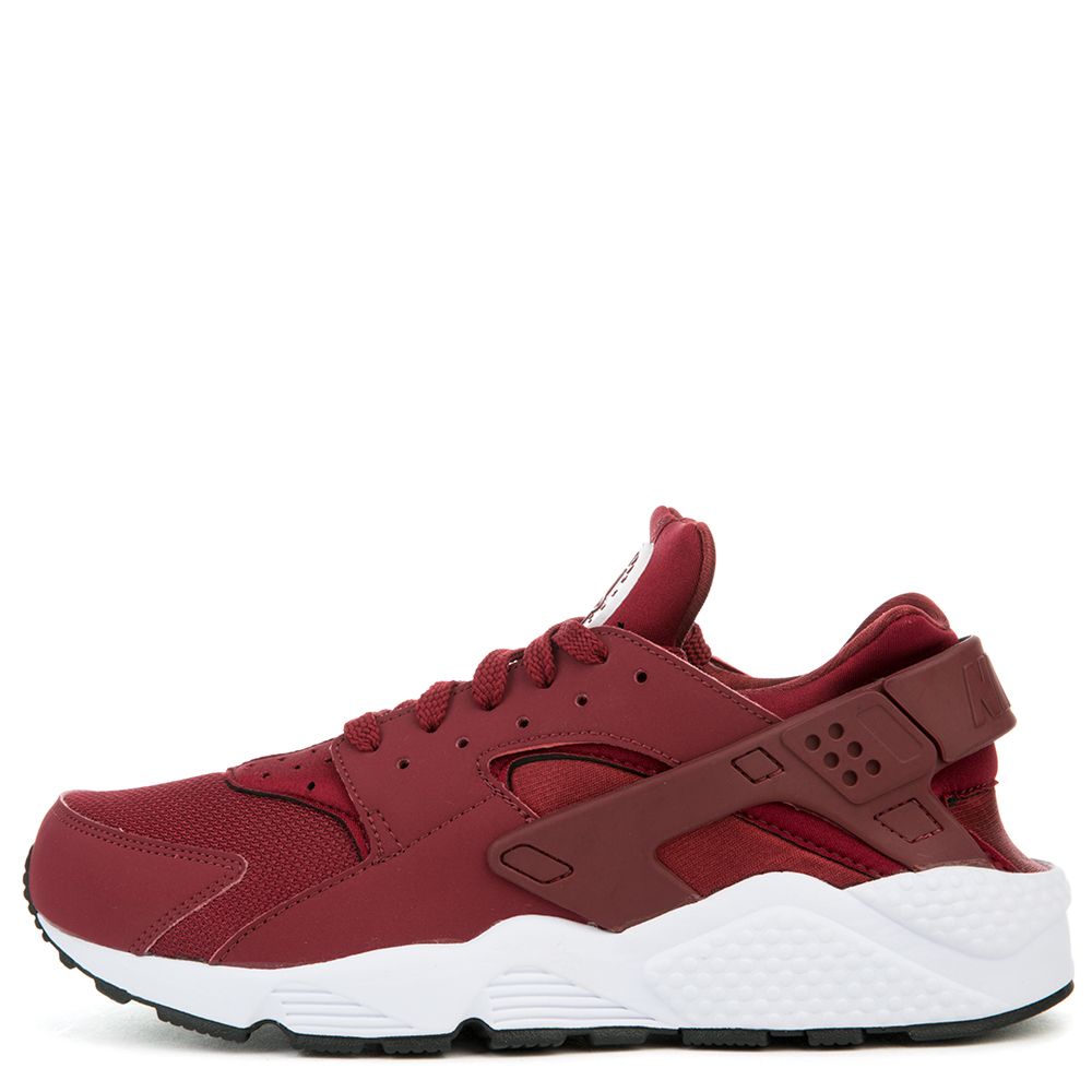 red huaraches white bottom