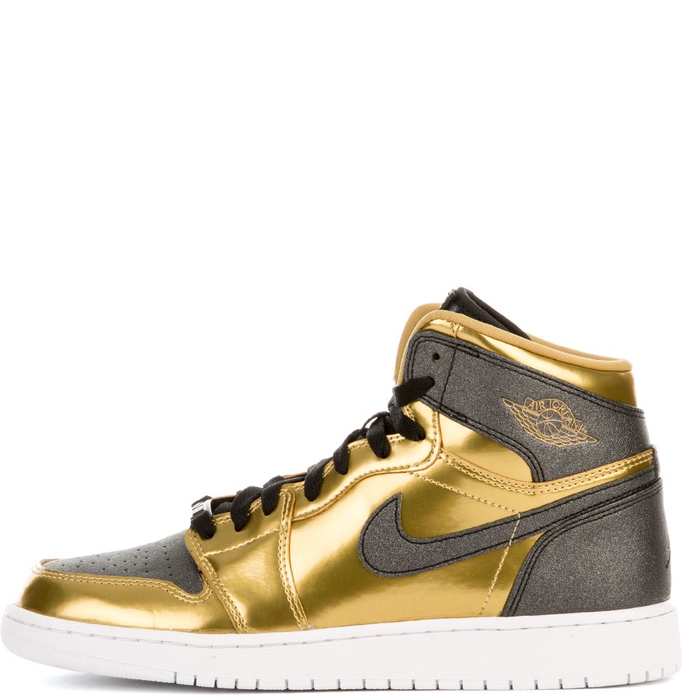 jordan 1 black metallic gold outfit