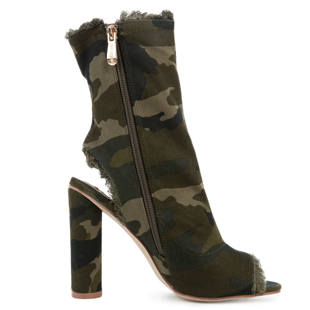 camouflage stilettos