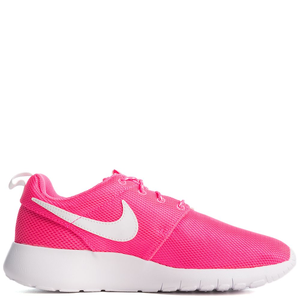 baby pink nike roshe