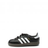 Core Black/Ftwr White/Gum5
